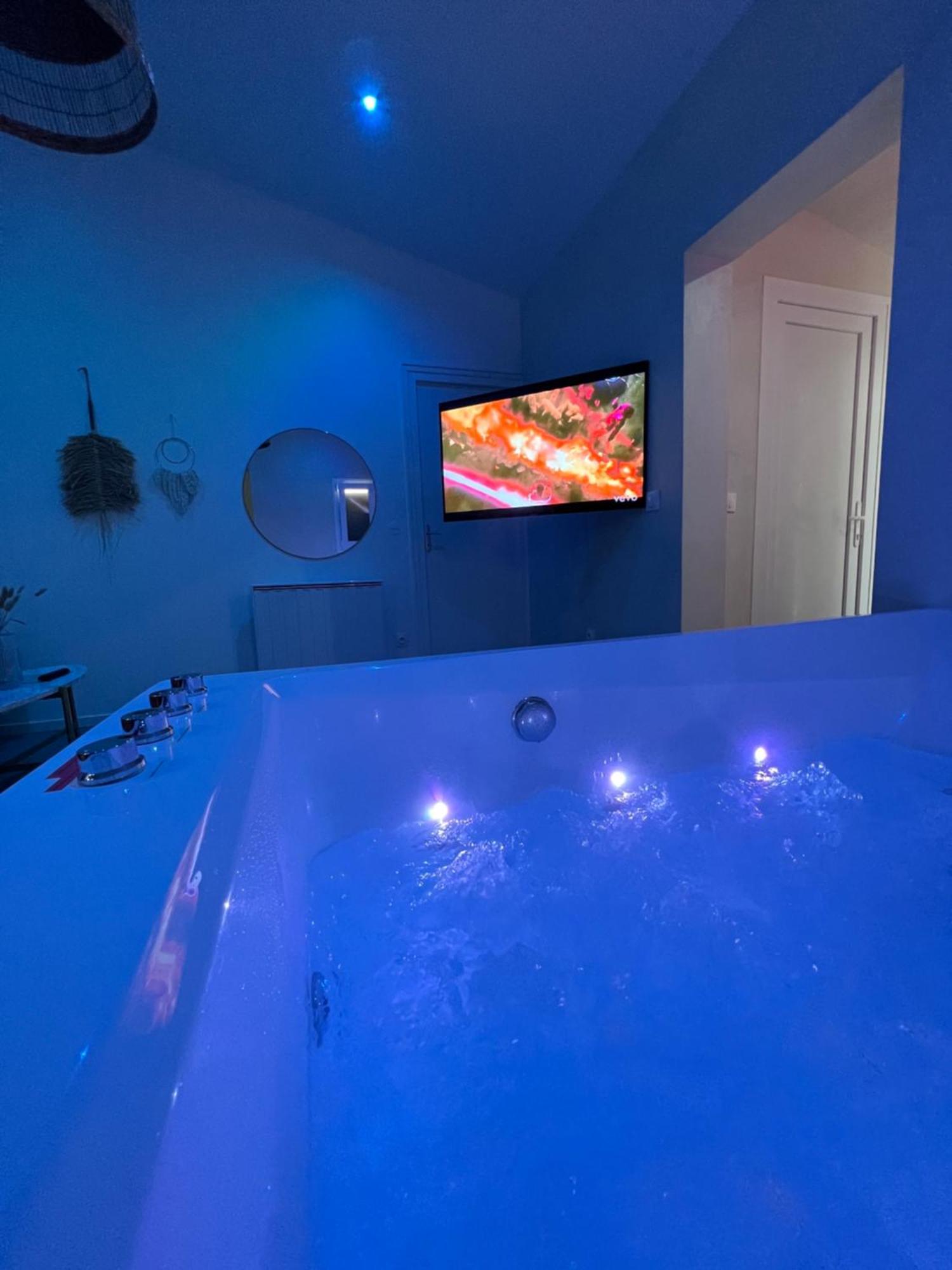 Spa Jungle Le Mesnil-Saint-Denis Luaran gambar