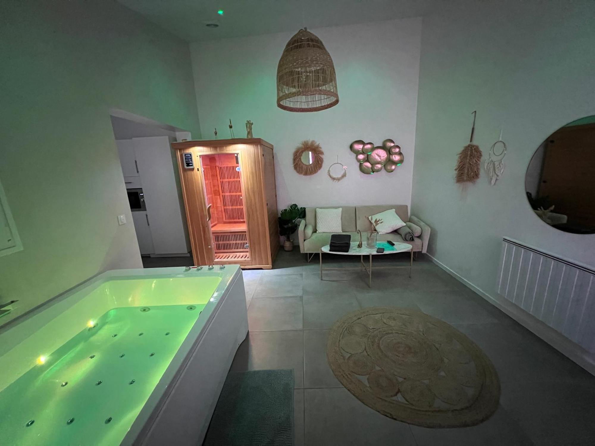 Spa Jungle Le Mesnil-Saint-Denis Luaran gambar